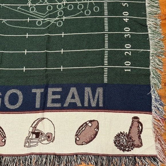 Vintage NFL Football Field Tapestry Knit Blanket w/ Fringe | Game Day Throw - Picture 2 of 6